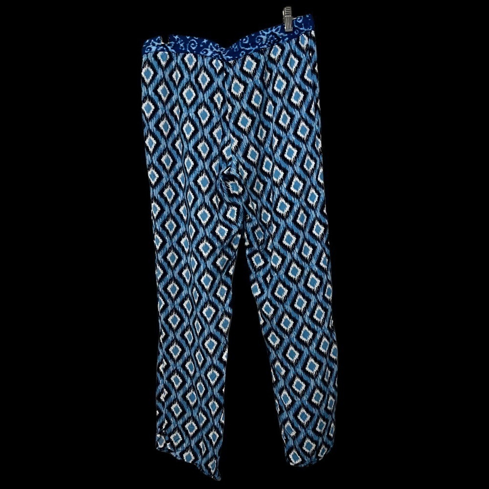 LOUNGE AFFAIR (NWOT) PJ SET (TOP & BOTTOM) SIZE M. DRAWSTRING WAIST - Picture 7 of 12